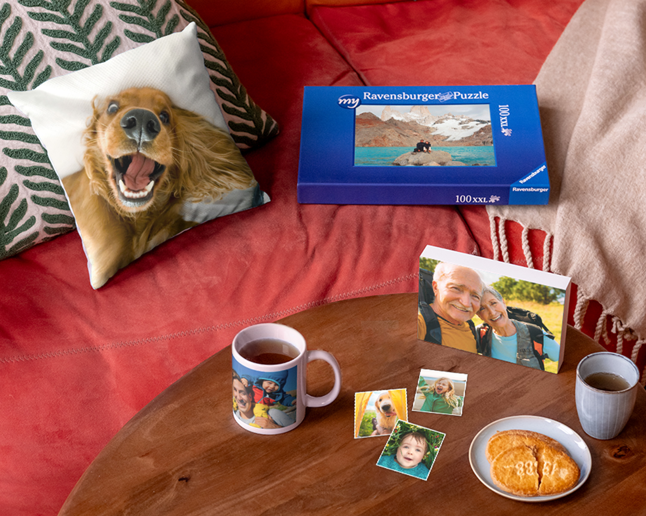 Wohnbereich mit diversen personalisierten Fotogeschenken