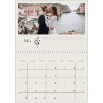 Fotokalender A4 doppelt (30 x 40 cm) — Blühende Initialen [Mai]