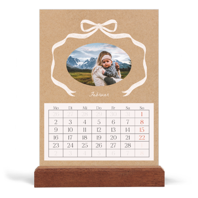 Tischkalender mit Holzfuß Hochformat  — Kraftpapier und Schleife [Februar]