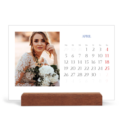Tischkalender mit Holzfuß Querformat  — Kobalt Klassik [April]