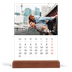Tischkalender mit Holzfuß Hochformat  — Monat [Marsch]