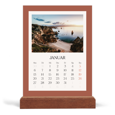 Tischkalender mit Holzfuß Hochformat  — Klassische Farben [Januar]