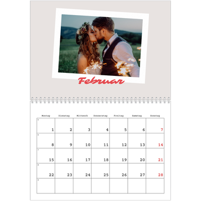 Fotokalender A4 doppelt (30 x 40 cm) — Karminrote Signatur [Februar]