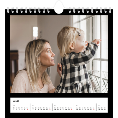 Jahreskalender Quadratisch — Schwarzer Rand oben [April]