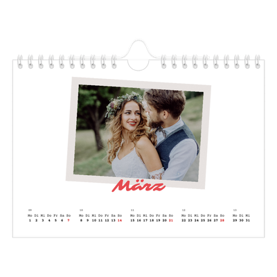Fotokalender A5 — Karminrote Signatur [Marsch]