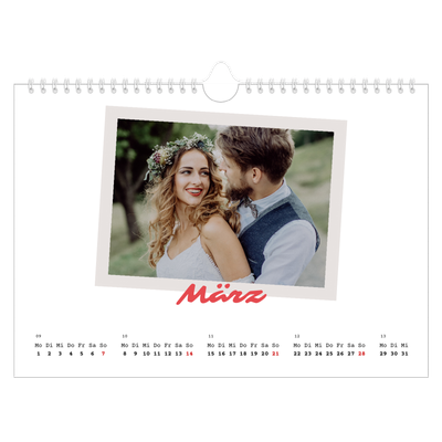 Fotokalender A4 — Karminrote Signatur [Marsch]