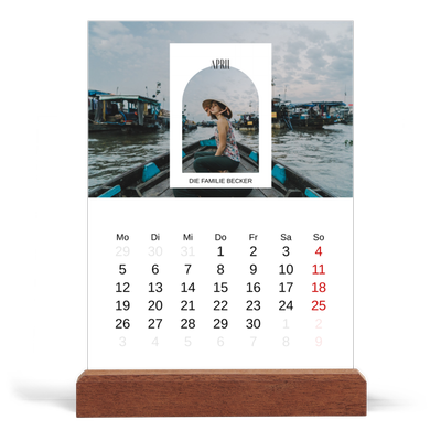 Tischkalender mit Holzfuß Hochformat  — Der offene Bogen [April]