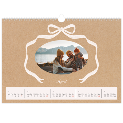Fotokalender A3 — Kraftpapier und Schleife [April]