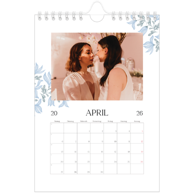 Fotokalender A5 — Elegante Blumen [April]