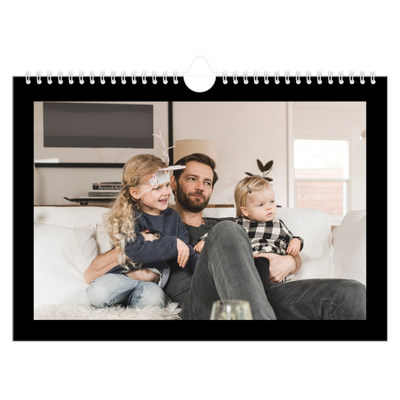 Fotokalender A4 — Schwarzer Rand oben [deckblatt]