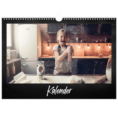 Fotokalender A3 — Kreidetafel-Stil [deckblatt]